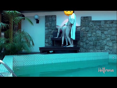 ❤️ Tus thawj coj caw tus tub txib mus rau hauv lub pas dej, tab sis tsis tuaj yeem tiv taus kub ❌ porn ntawm hmn.tukifporno.ru% Ib ❤